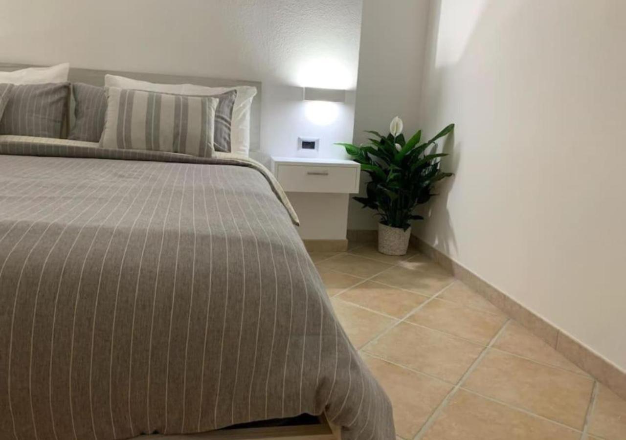Loft Comodo Ed Elegante • Wi-Fi E Colazione Sanluri Kültér fotó