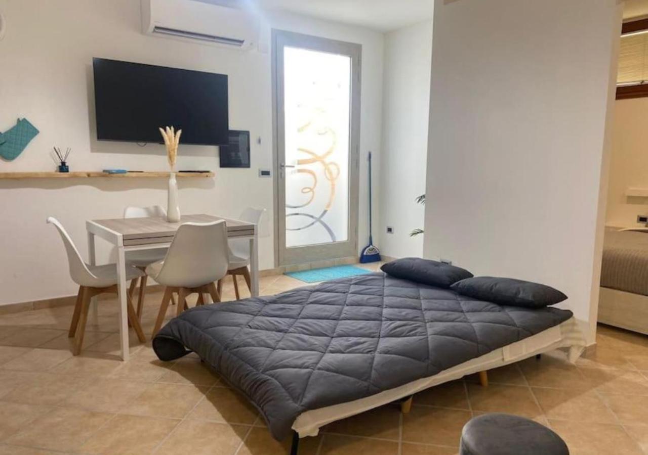 Loft Comodo Ed Elegante • Wi-Fi E Colazione Sanluri Kültér fotó