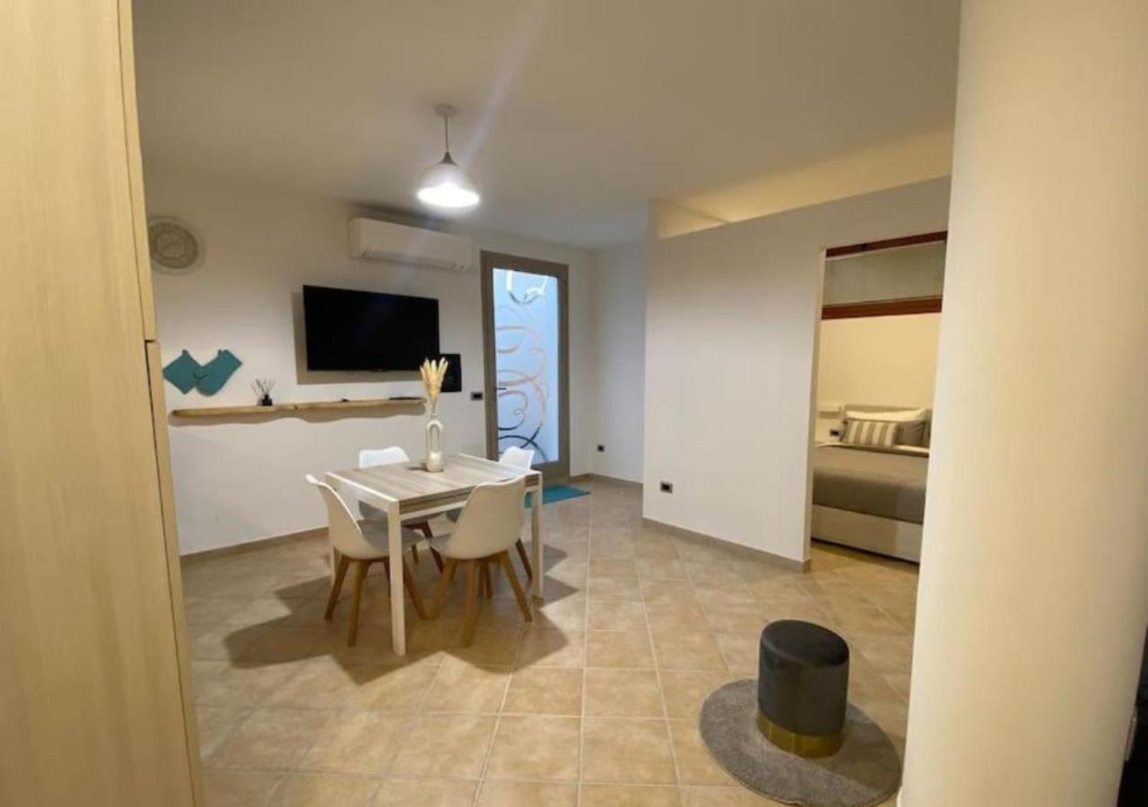 Loft Comodo Ed Elegante • Wi-Fi E Colazione Sanluri Kültér fotó