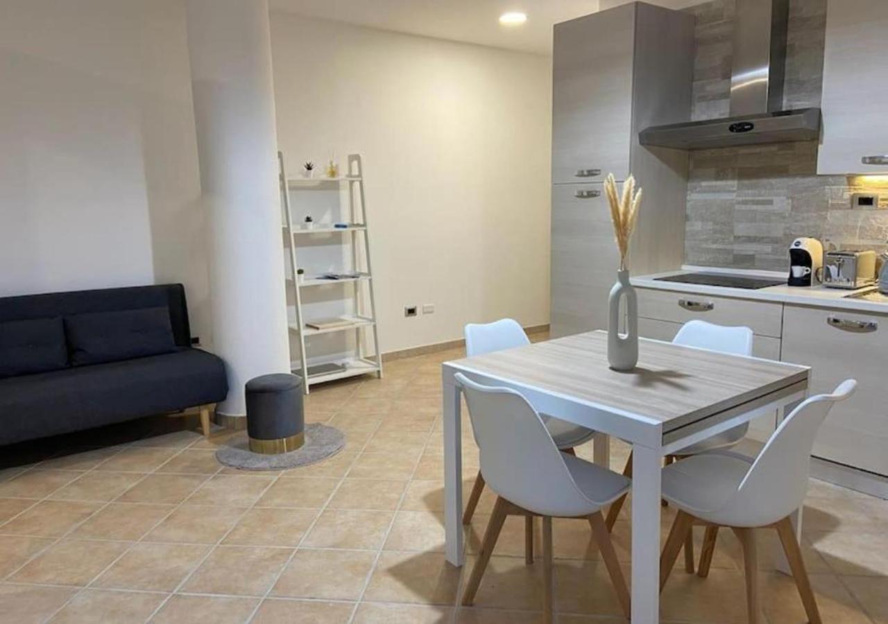 Loft Comodo Ed Elegante • Wi-Fi E Colazione Sanluri Kültér fotó